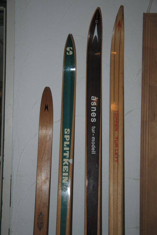 Details about   Vintage Skilom Alaska I Cross Country Skis 210 Unmounted 